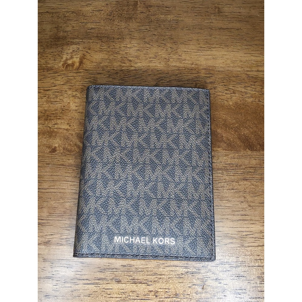 Michael Kors Bedford Travel Passport Wallet Brown Faux Leather Logo